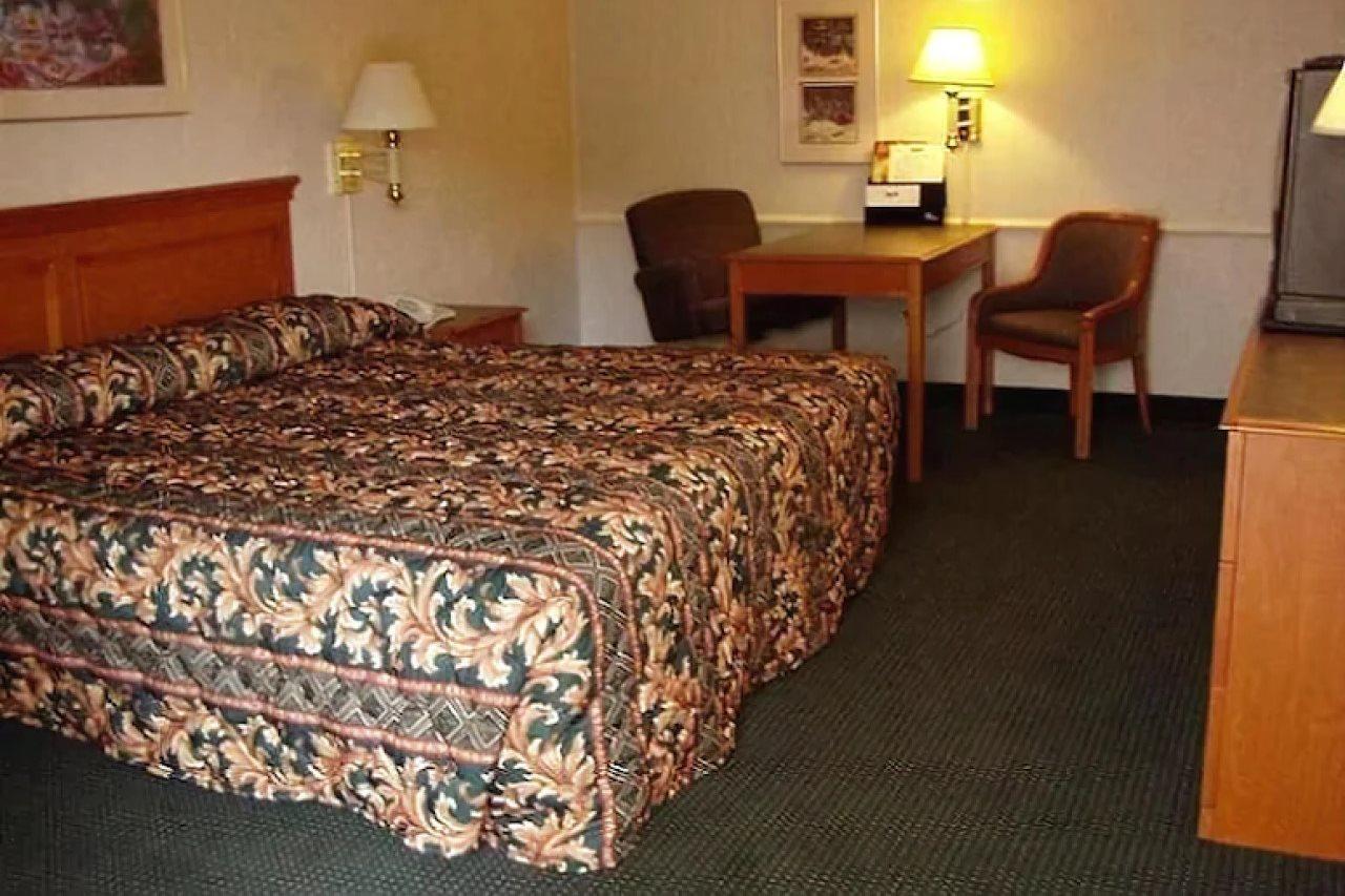 America'S Inn Хьюстон Экстерьер фото