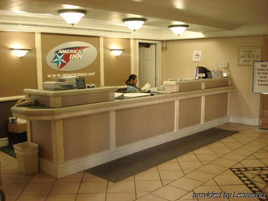 America'S Inn Хьюстон Экстерьер фото