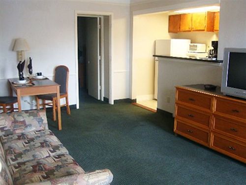 America'S Inn Хьюстон Экстерьер фото